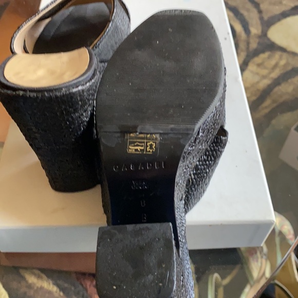 Nice design and comfortable slippers - Picture 4 of 5